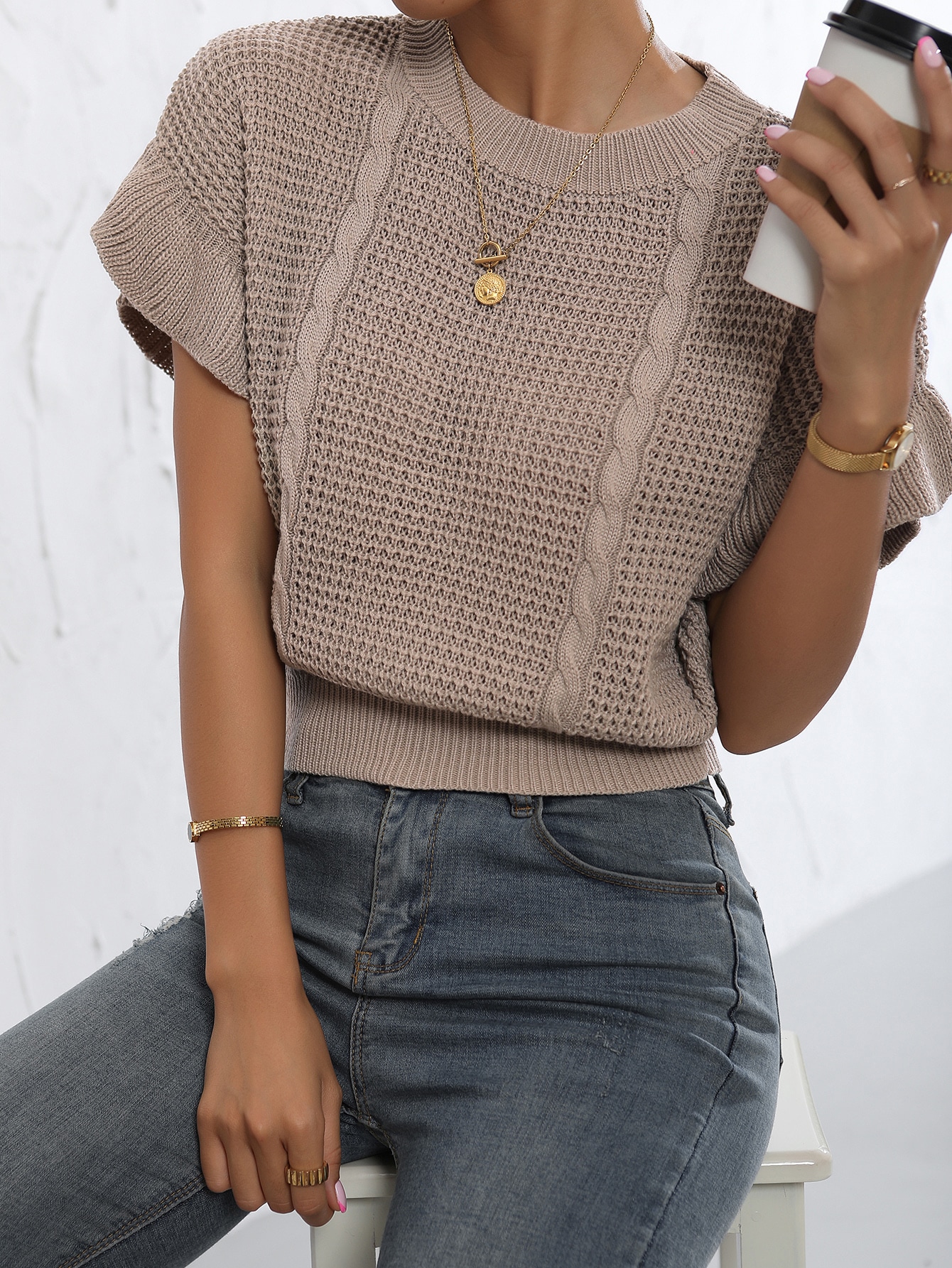 CoreRevo Women's Ruffled Short Sleeve Round Neck Knitted Top Pullovers Sweater - Image 3