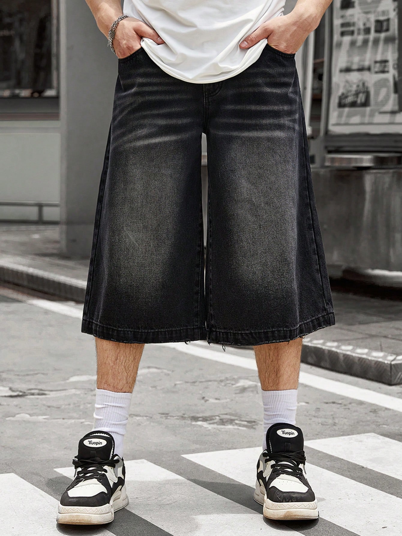 CoreRevo Men's Wide Leg Capri Jeans Zipper Fly Loose Denim Capris Bermuda Shorts with Pocket - Image 5