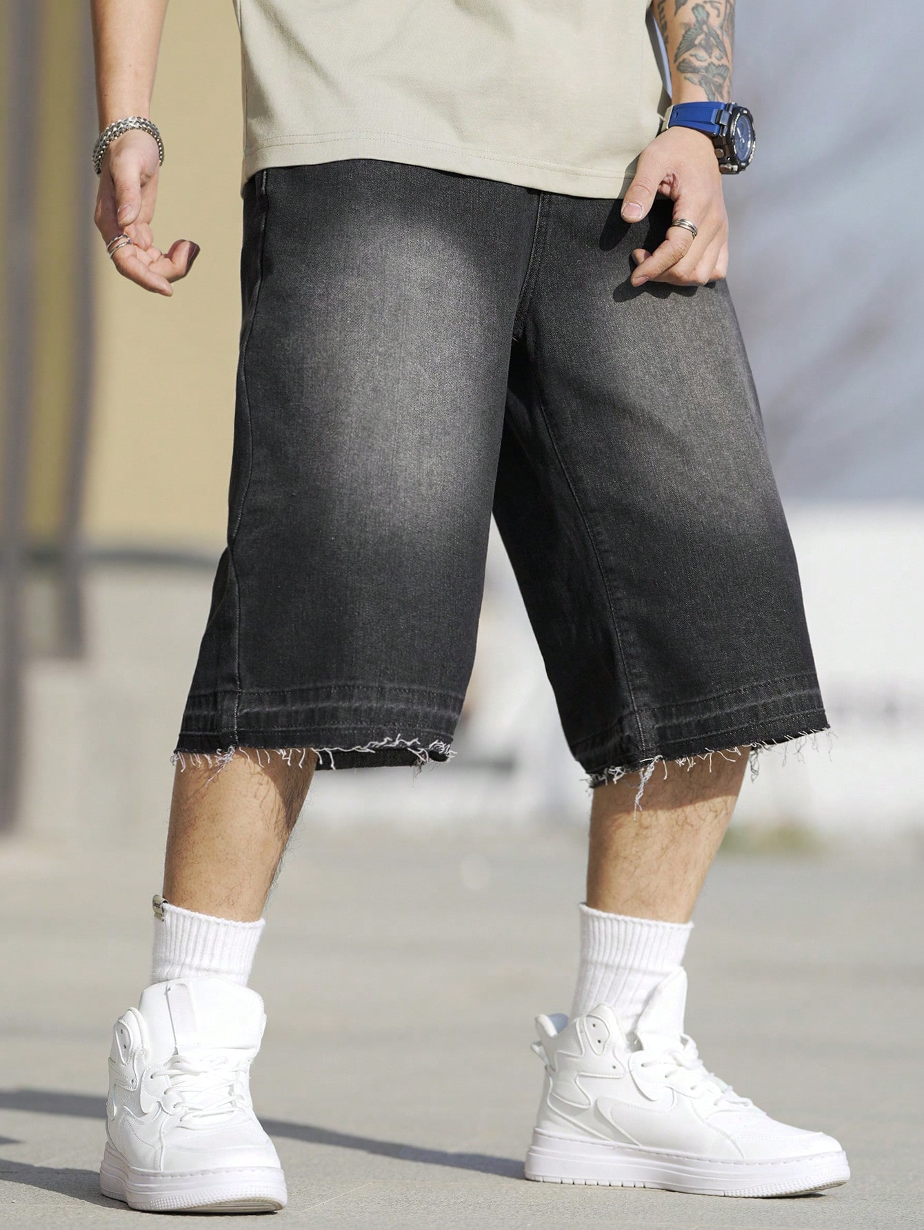 CoreRevo Men's Baggy Jean Raw Trim Casual Loose Denim Shorts Bermuda Jean Loose Short - Image 3
