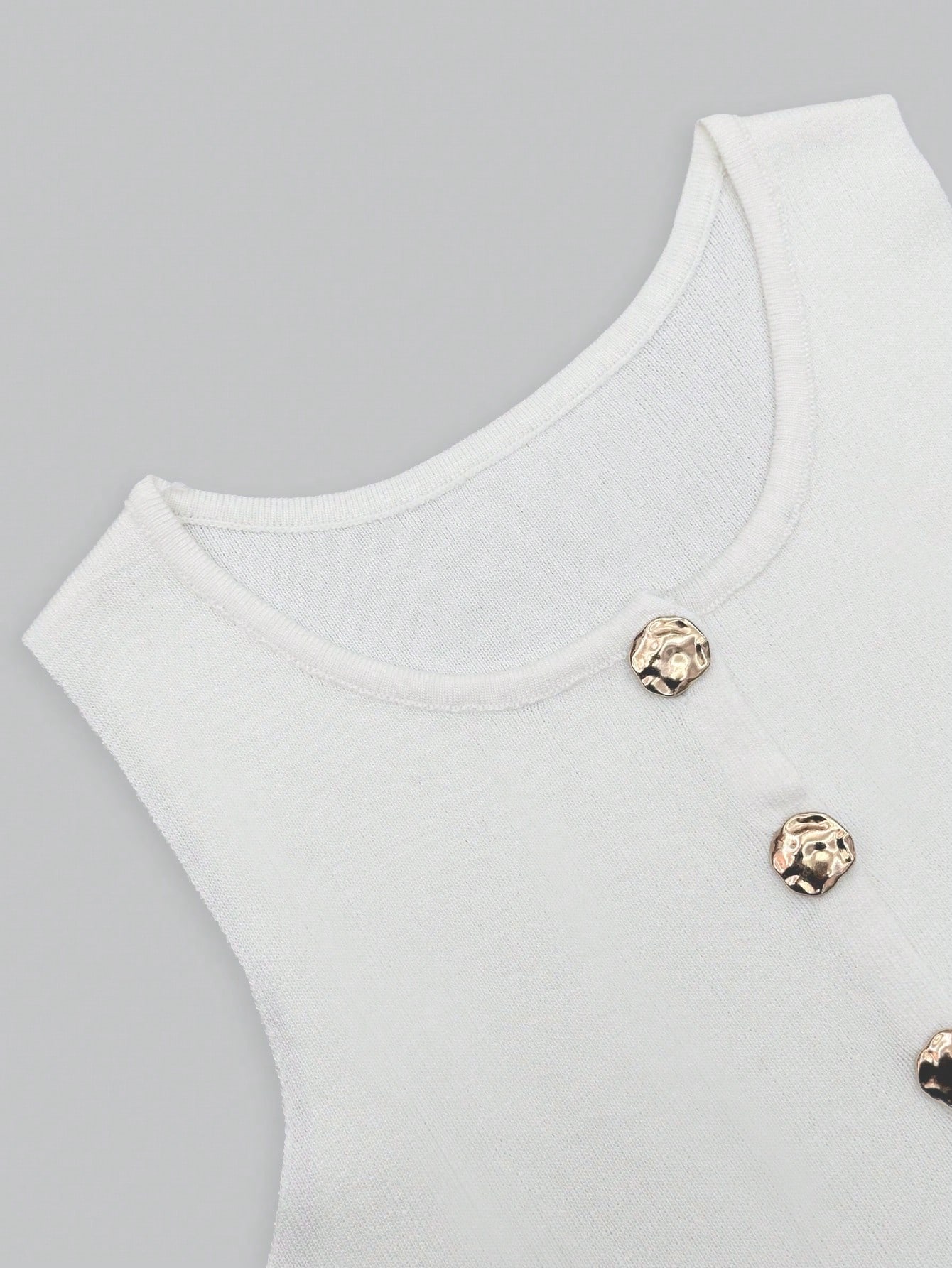 CoreRevo Women's Button Down Split Sweater Vests Old Money Crew Neck Sleeveless Knit Tops - Image 5