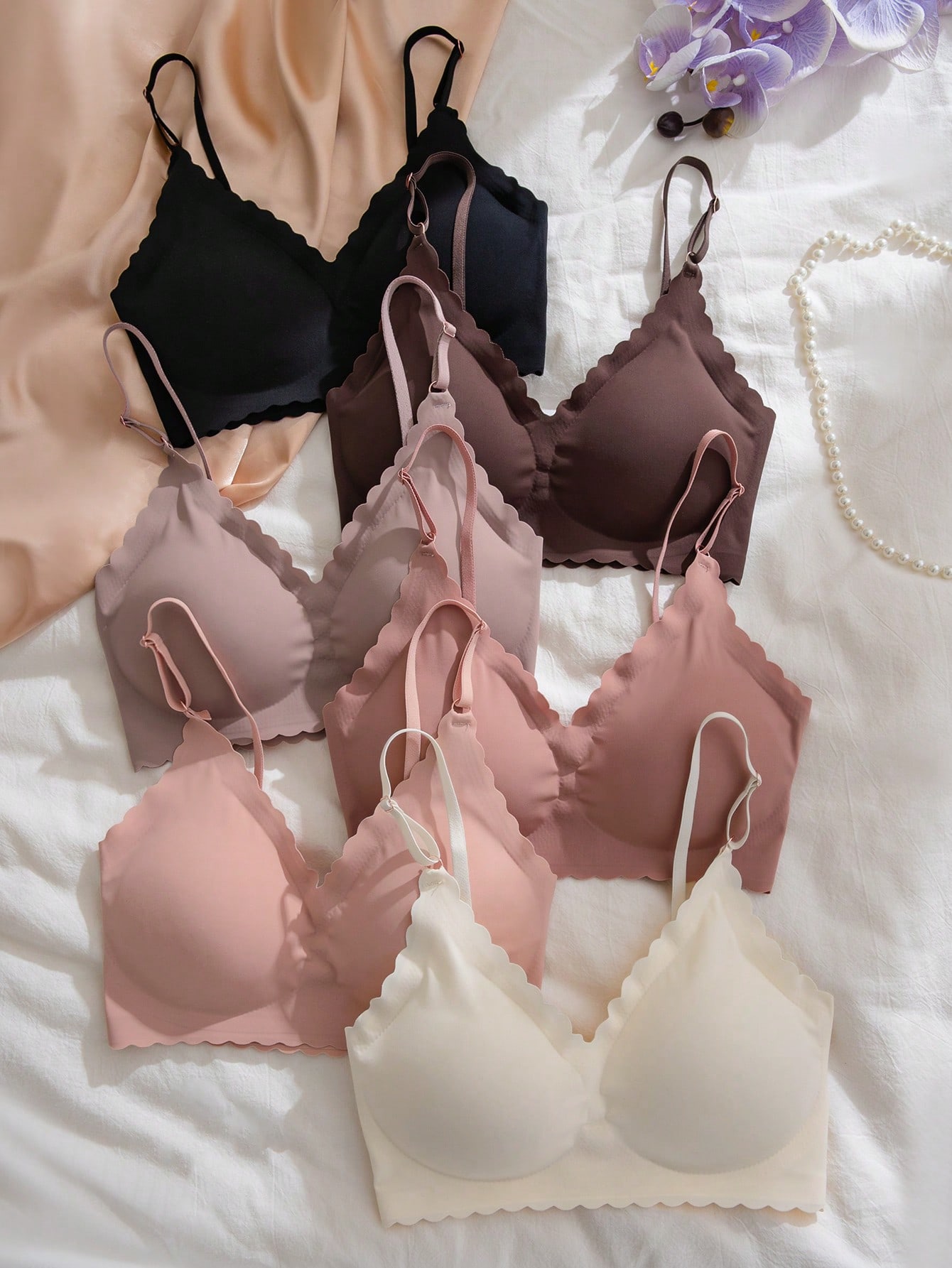 CoreRevo Women's 6 Pack Wireless Bra Sets V Neck Padded Bralettes - Image 5